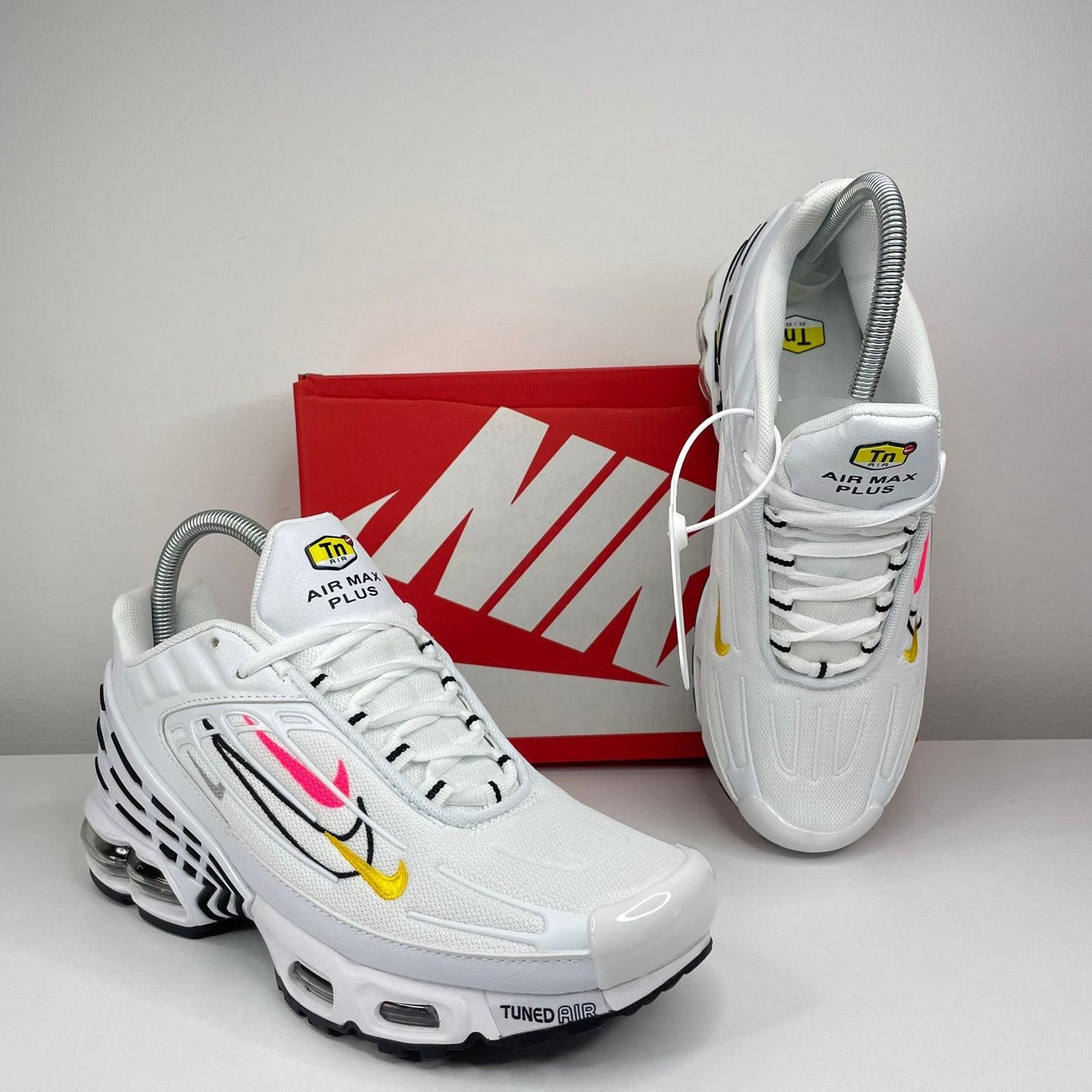 NIKE PATIKE TN3 Multi Swoosh