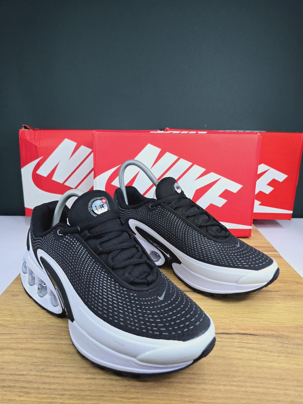 NIKE PATIKE Air Max DN White Cool Grey