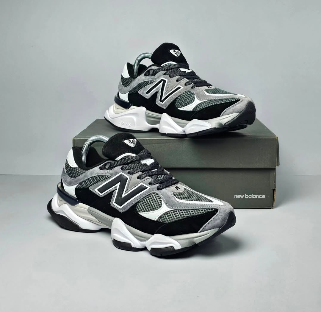 NEW BALANCE 9060