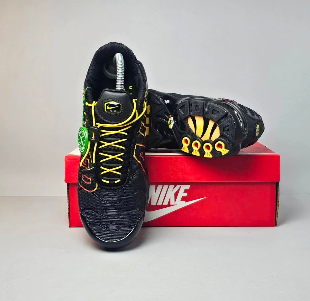 NIKE PATIKE TN Tuned