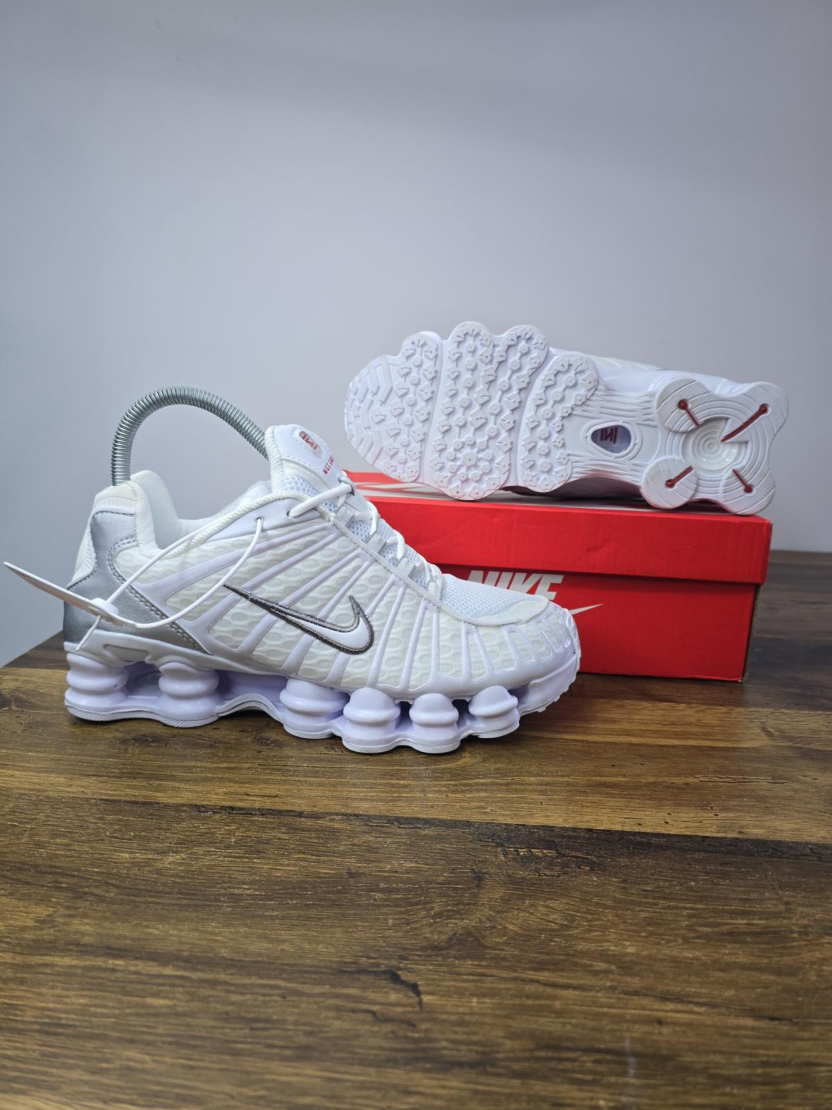 NIKE PATIKE Shox TL Metallic Silver