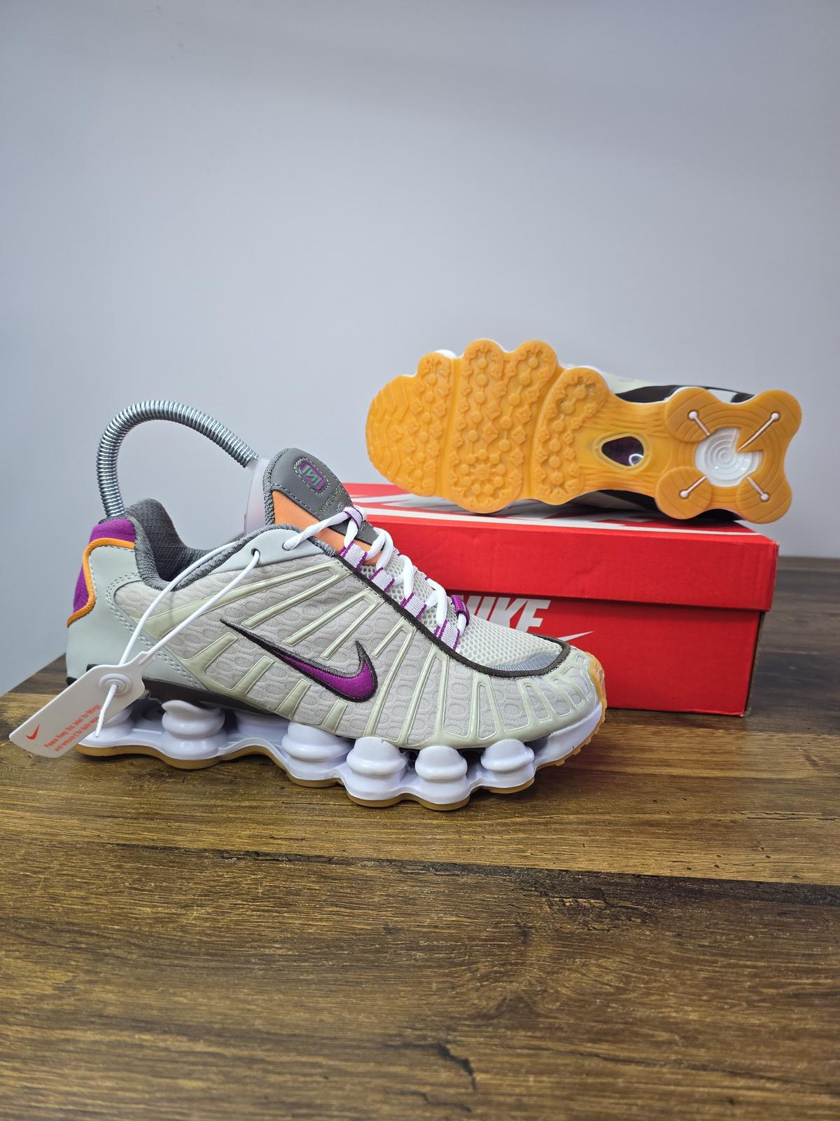 NIKE PATIKE Shox TL Viotech