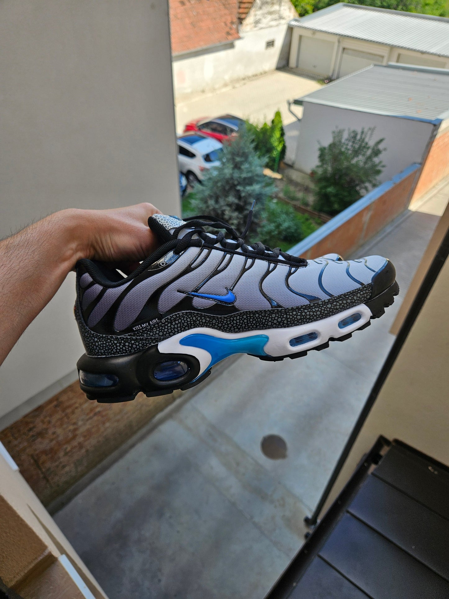 NIKE PATIKE TN Kiss