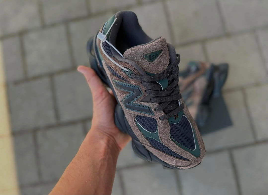 NEW BALANCE 9060