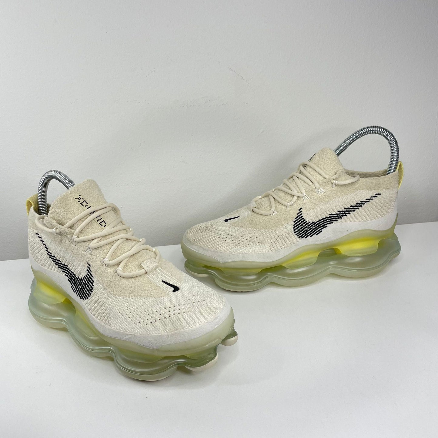 NIKE PATIKE SCORPION Lemon