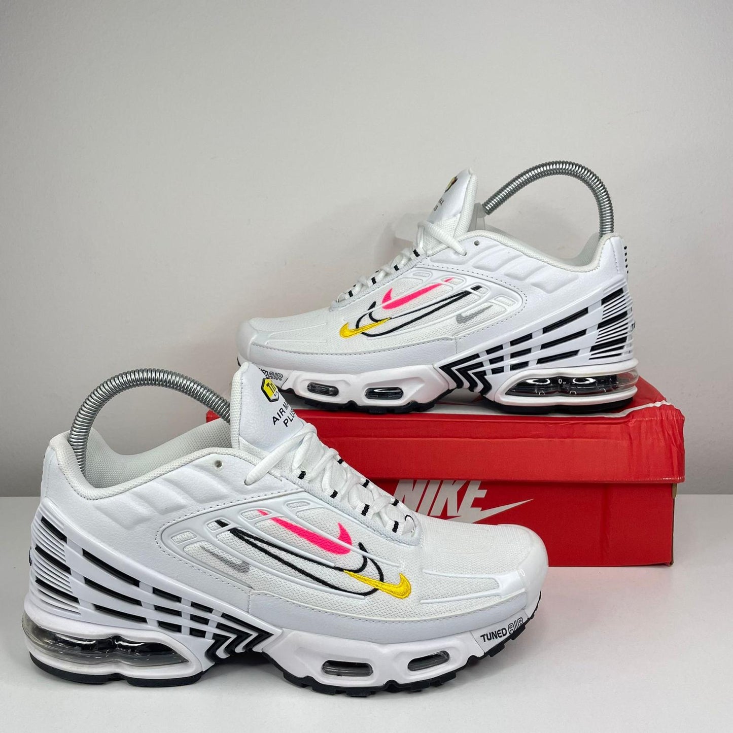 NIKE PATIKE TN3 Multi Swoosh