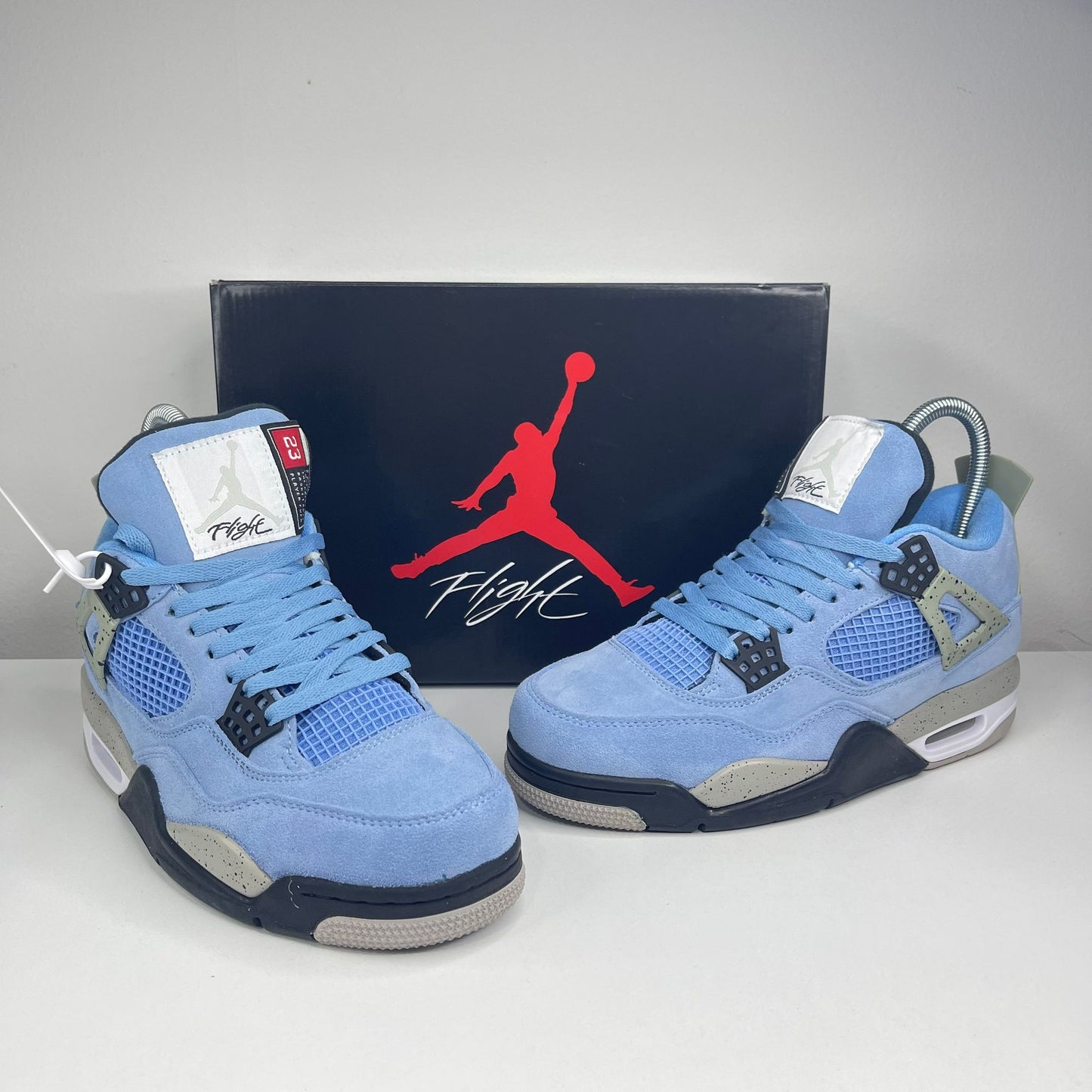 NIKE PATIKE JORDAN 4 Retro University Blue