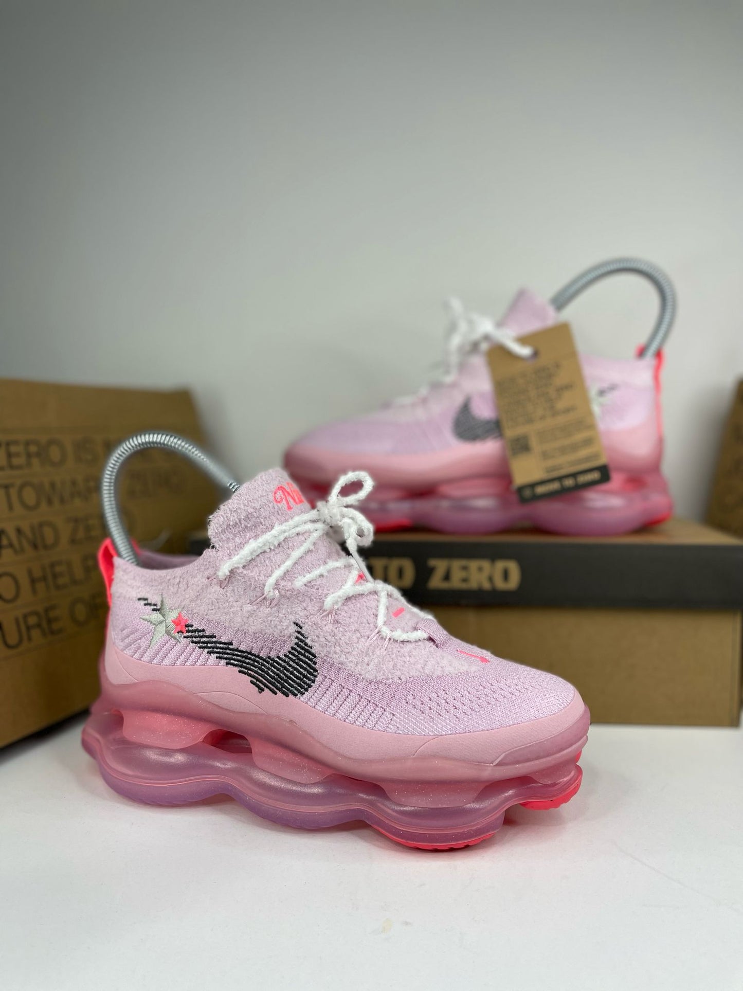 NIKE PATIKE SCORPION Barbie