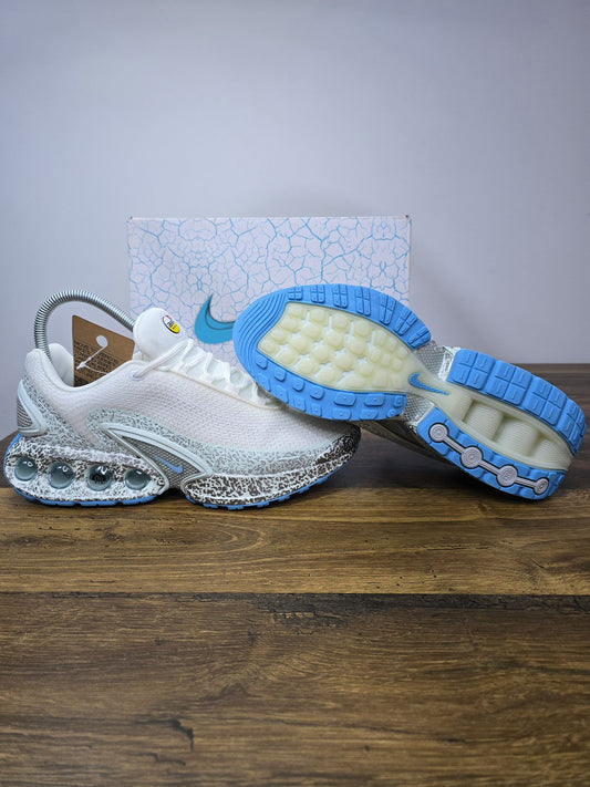 NIKE PATIKE Air Max DN White Safari