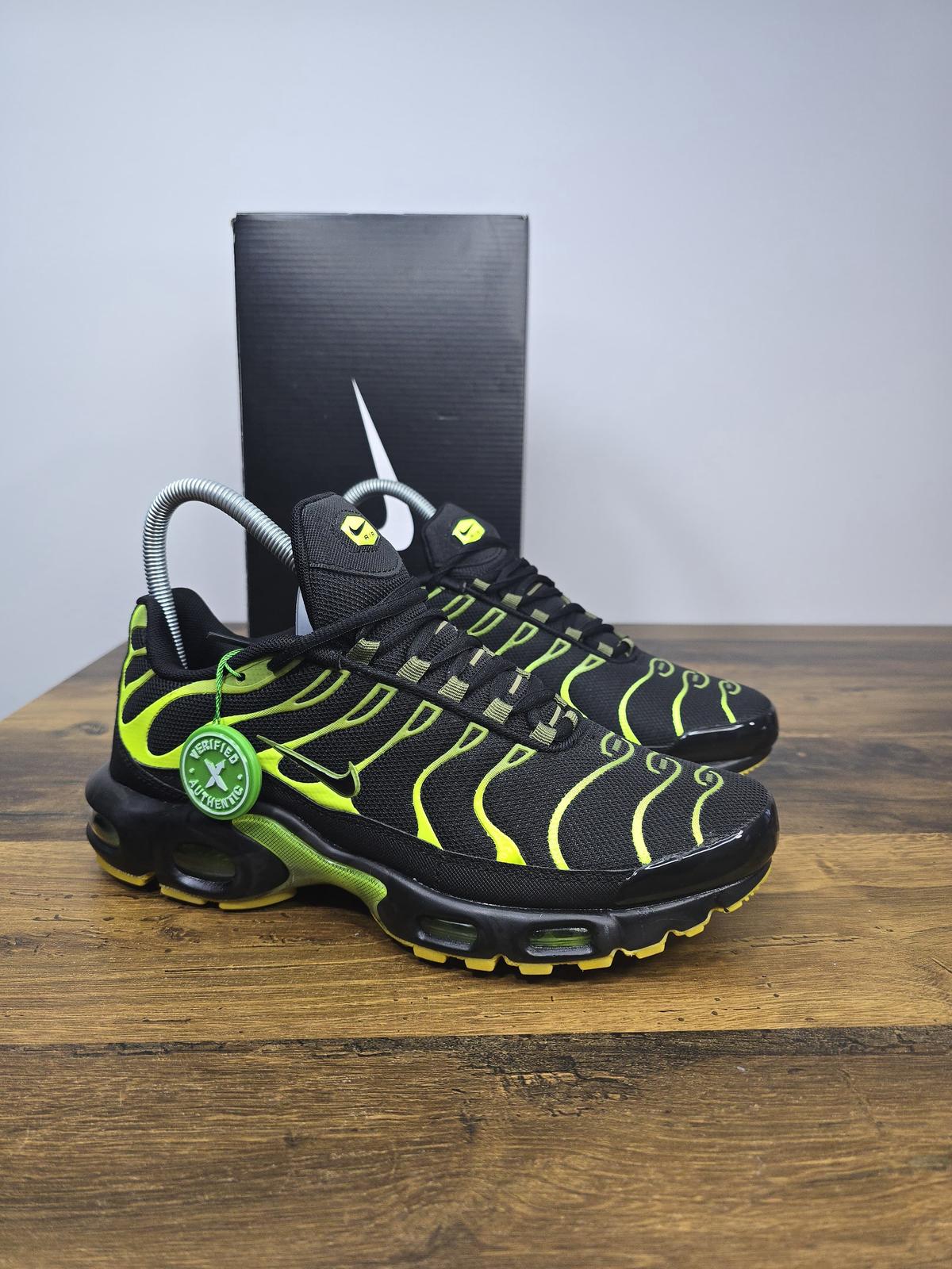 NIKE PATIKE TN Pacific Moss
