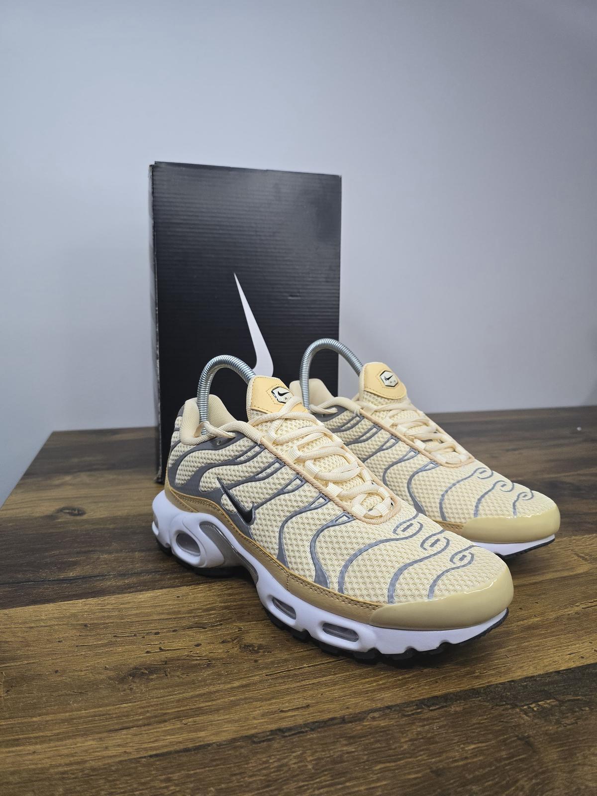 NIKE PATIKE TN