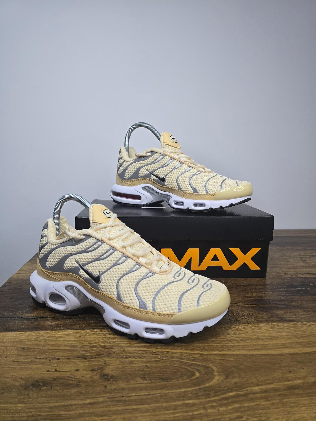 NIKE PATIKE TN