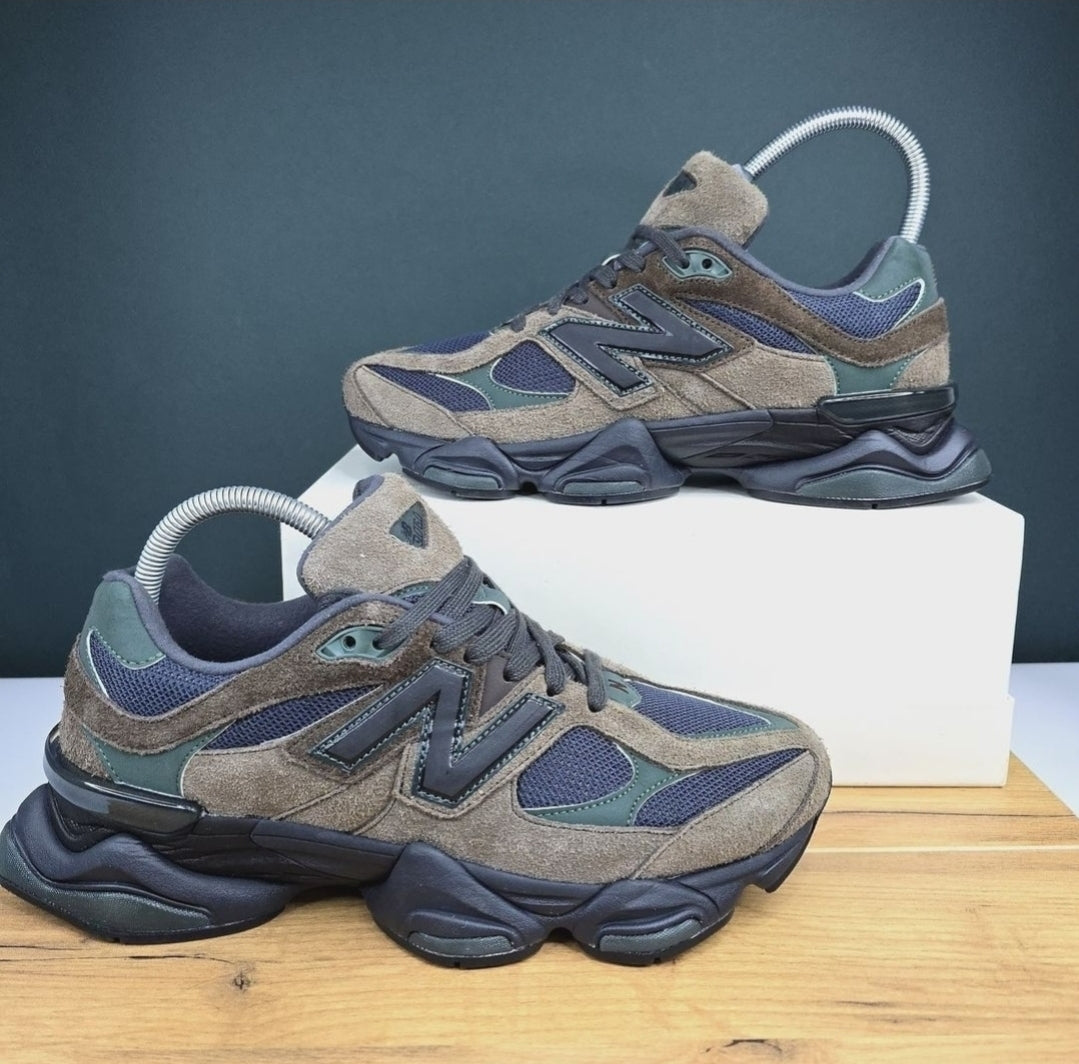 NEW BALANCE 9060