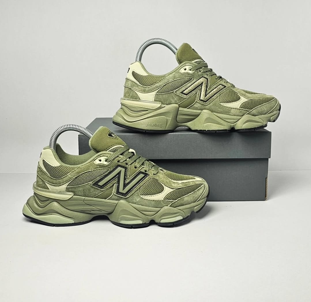 NEW BALANCE 9060