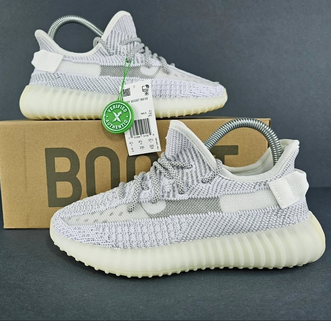 ADIDAS PATIKE Yeezy Static Reflective