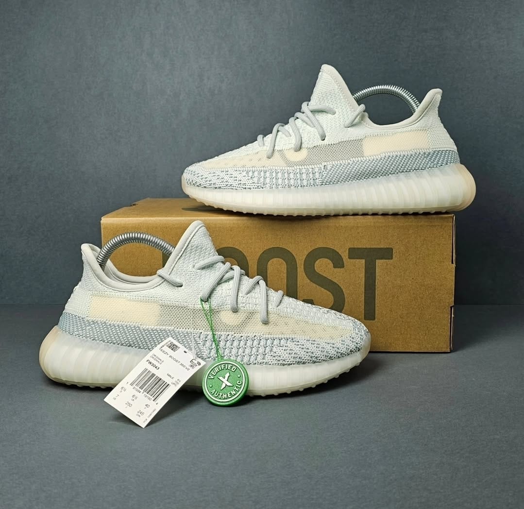 ADIDAS PATIKE Yeezy Cloud White