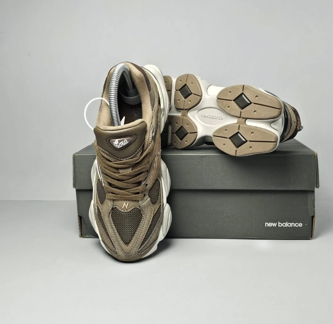 NEW BALANCE 9060