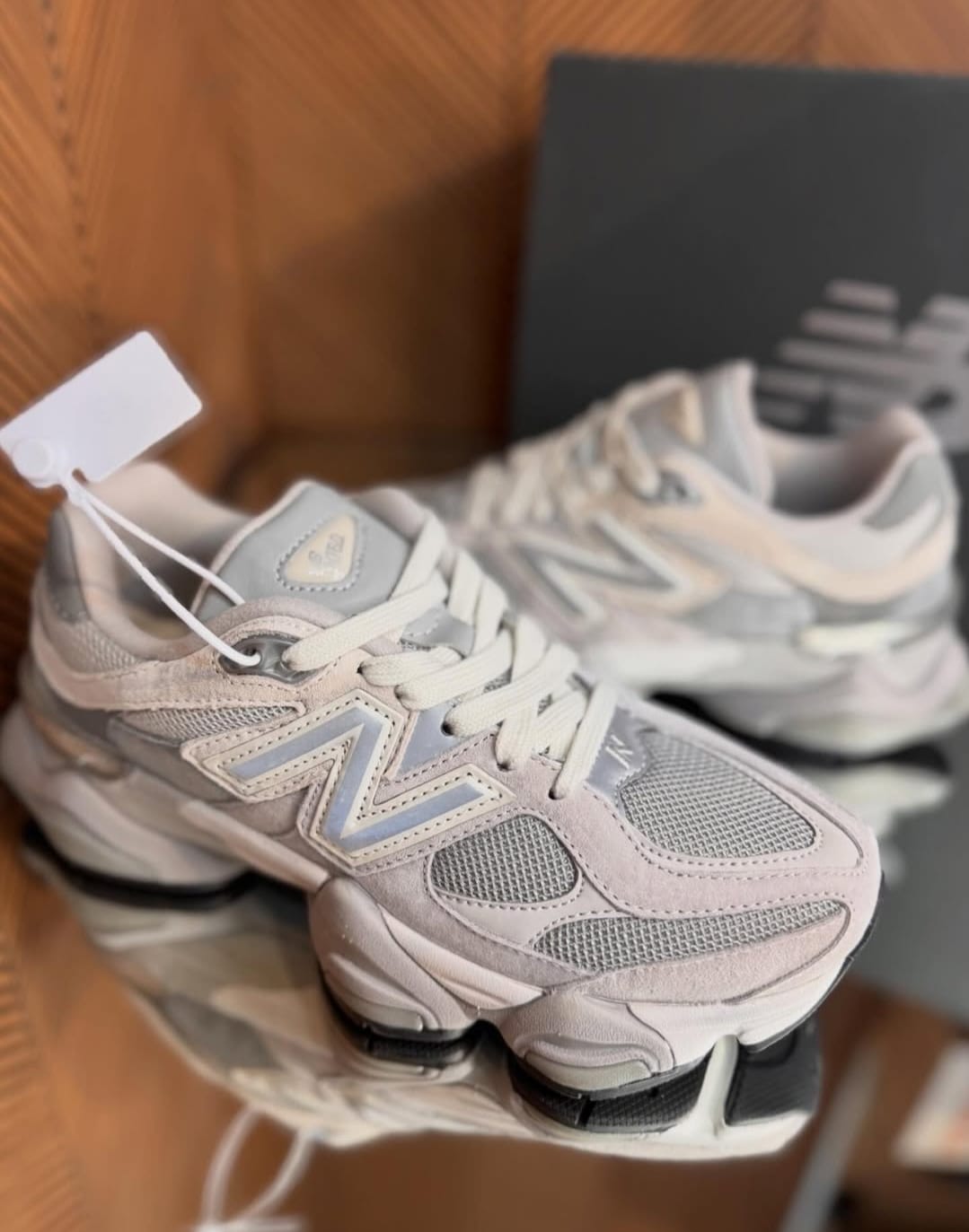 New Balance 9060