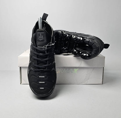 NIKE PATIKE Vapormax Plus Triple Black