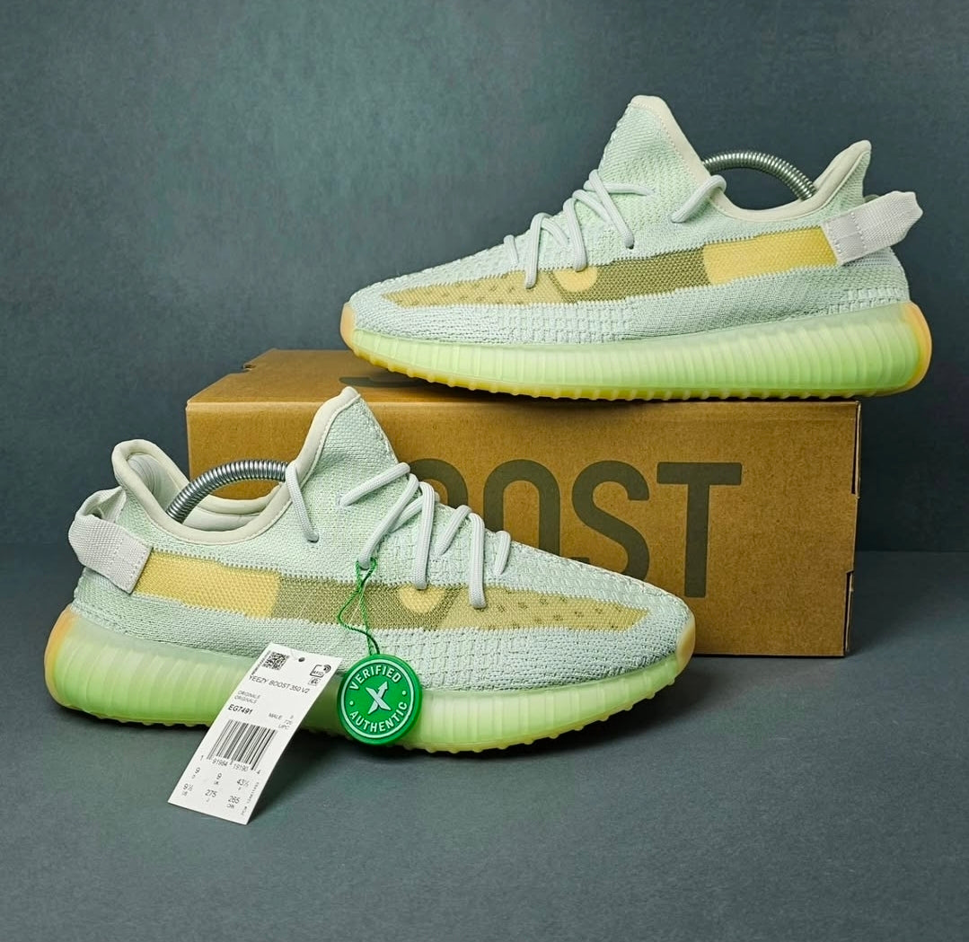 ADIDAS PATIKE Yeezy
