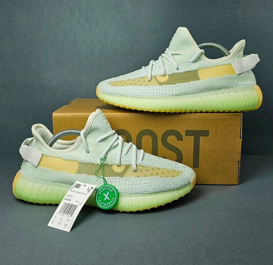 ADIDAS PATIKE Yeezy