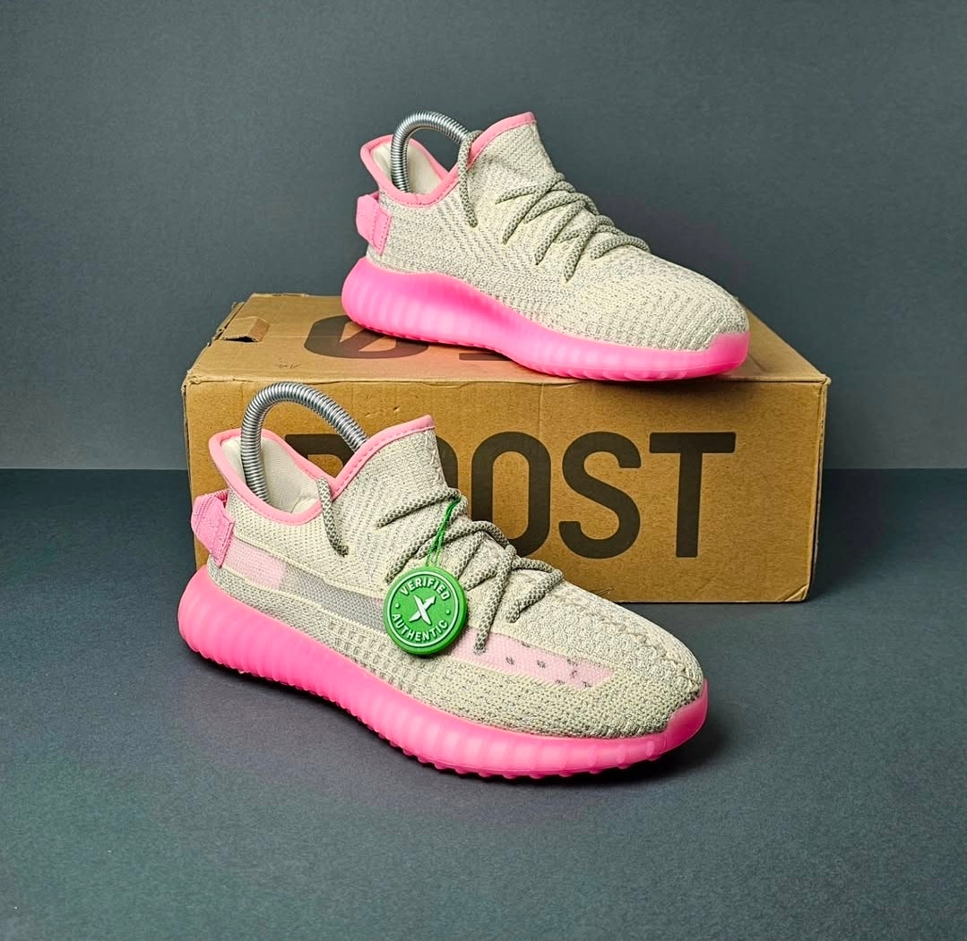 ADIDAS PATIKE Yeezy