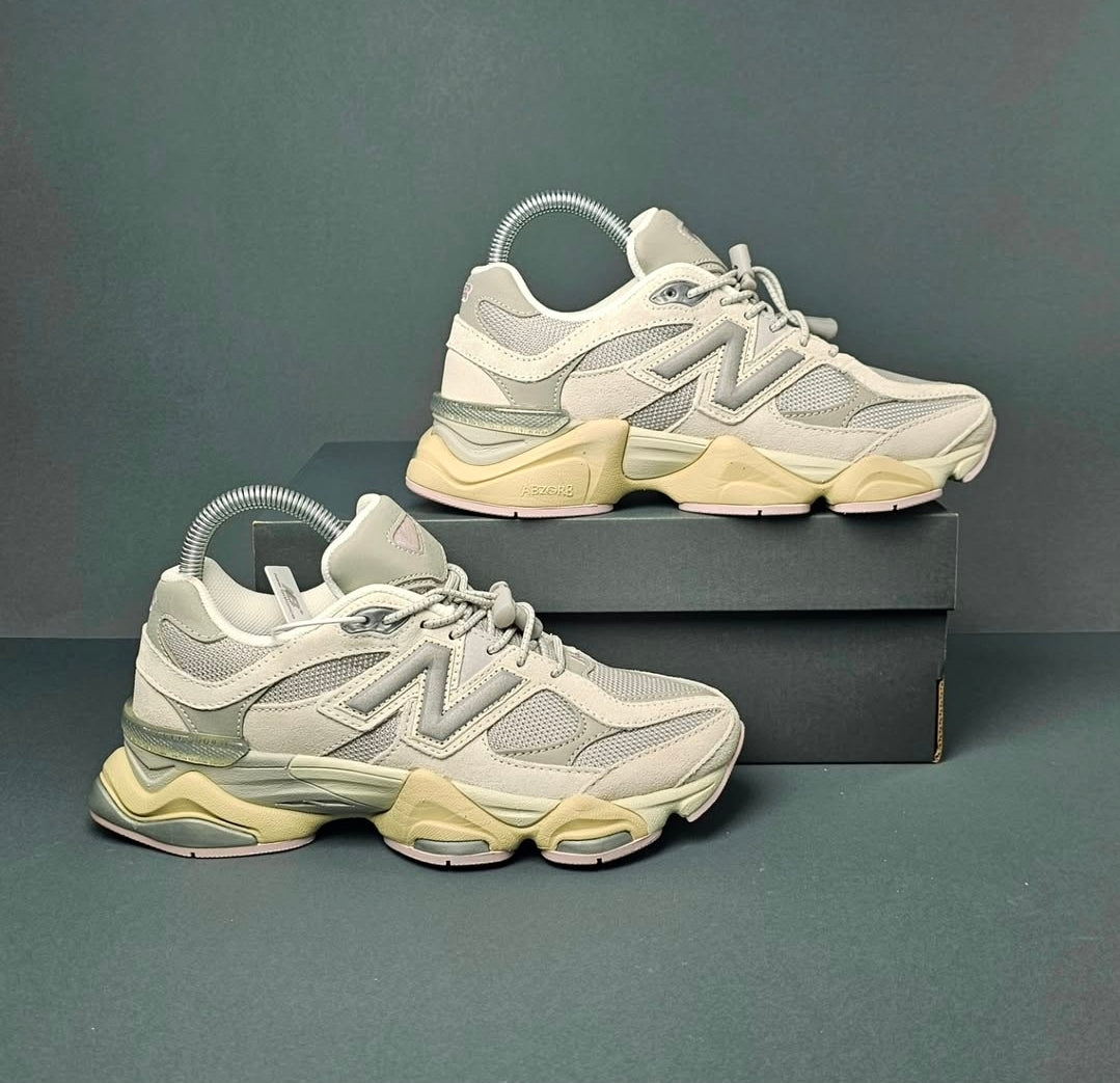 NEW BALANCE 9060