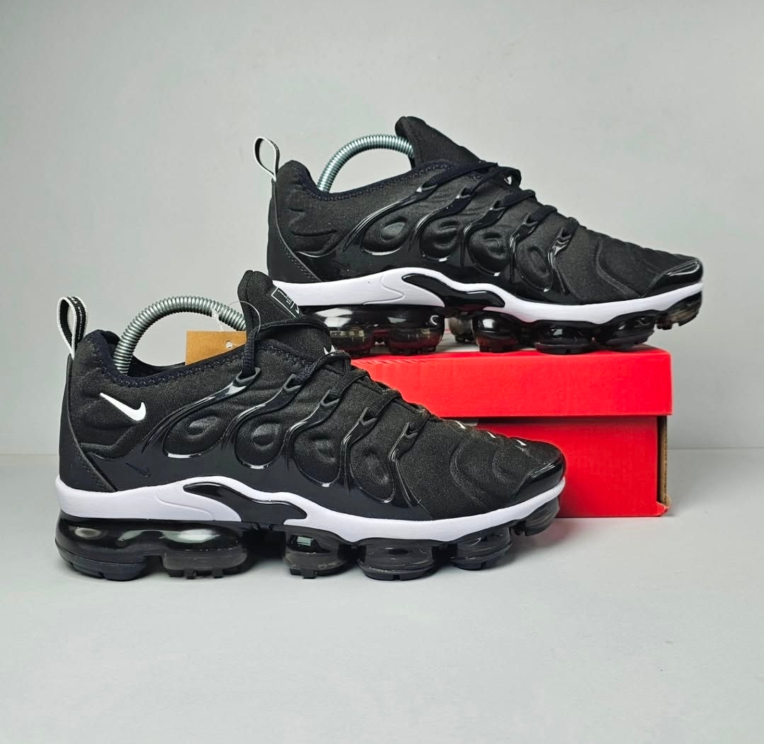 NIKE PATIKE Vapormax Plus