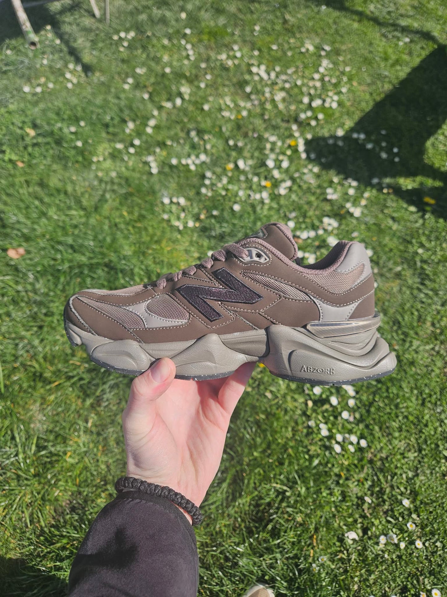 NEW BALANCE 9060