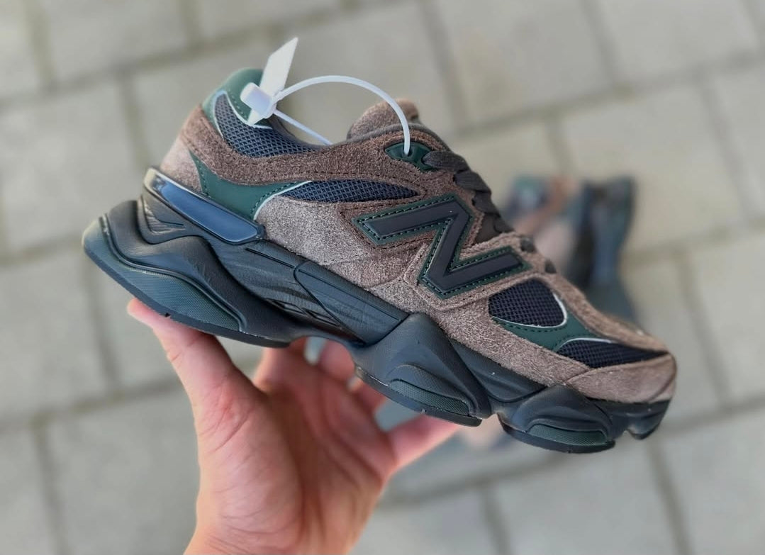 NEW BALANCE 9060
