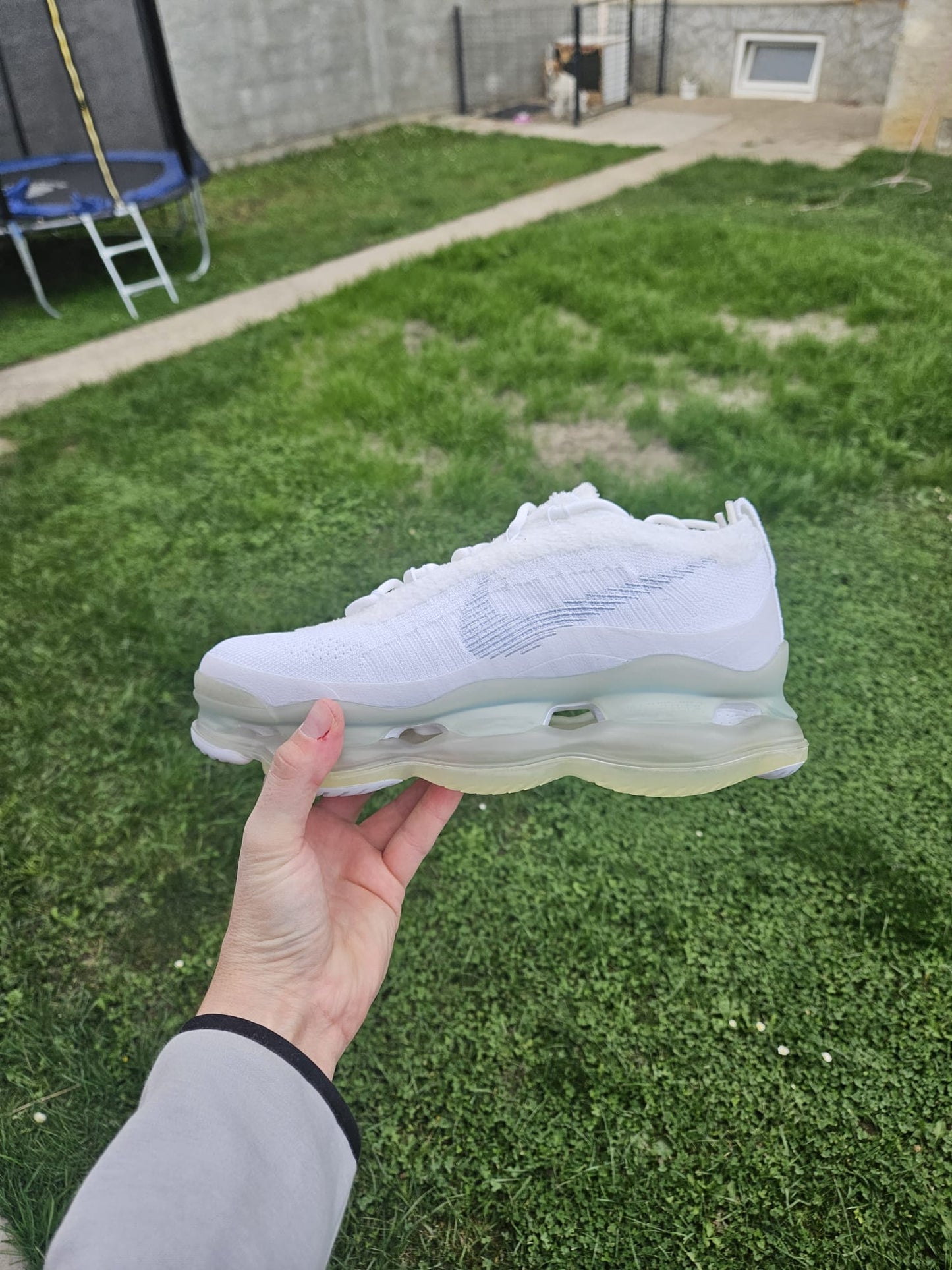 NIKE PATIKE SCORPION White