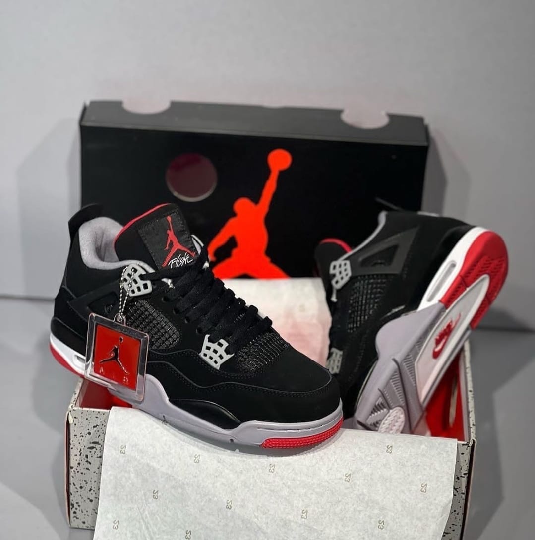 NIKE PATIKE JORDAN 4 Retro BRED