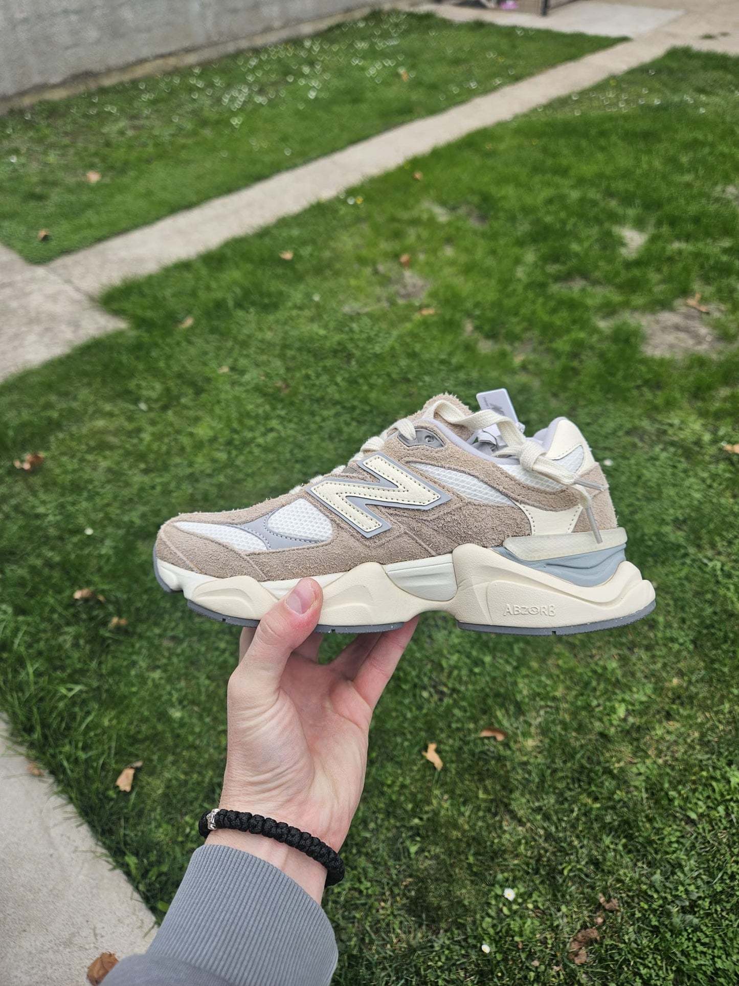 New Balance 9060