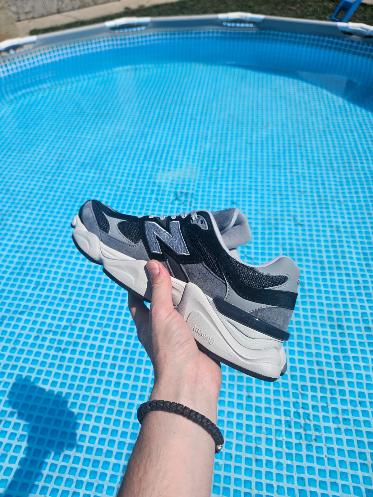 New Balance 9060