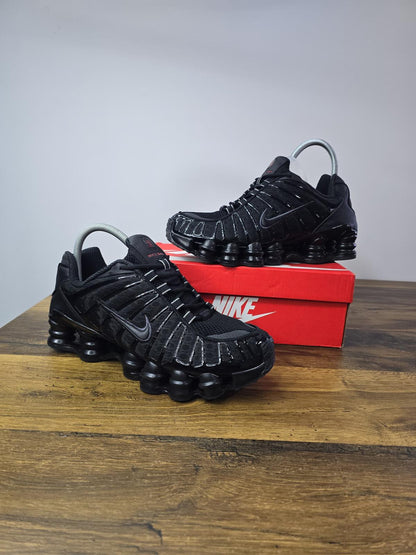 NIKE PATIKE Shox TL Triple Black Ultra