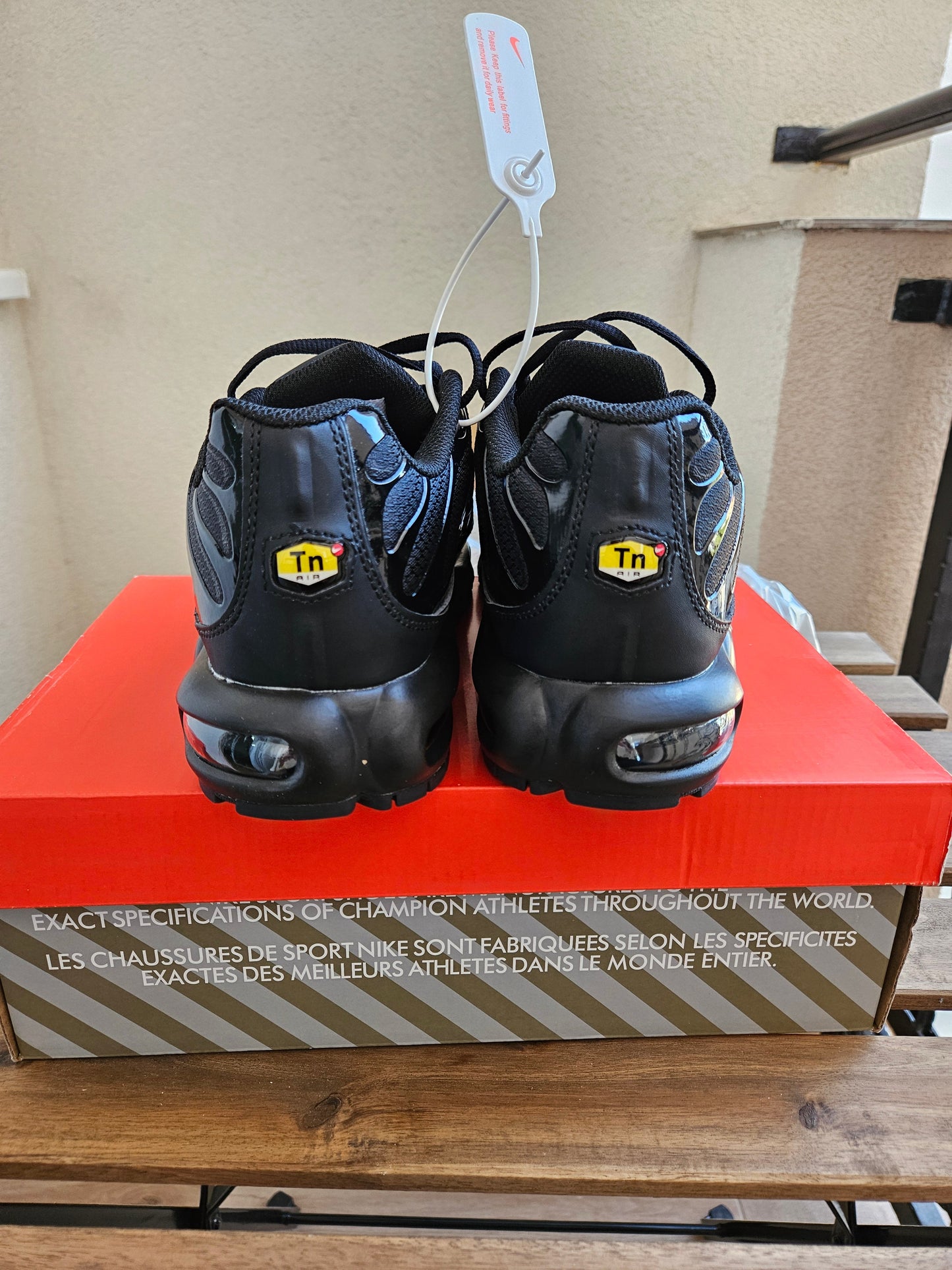 NIKE PATIKE TN Triple Black