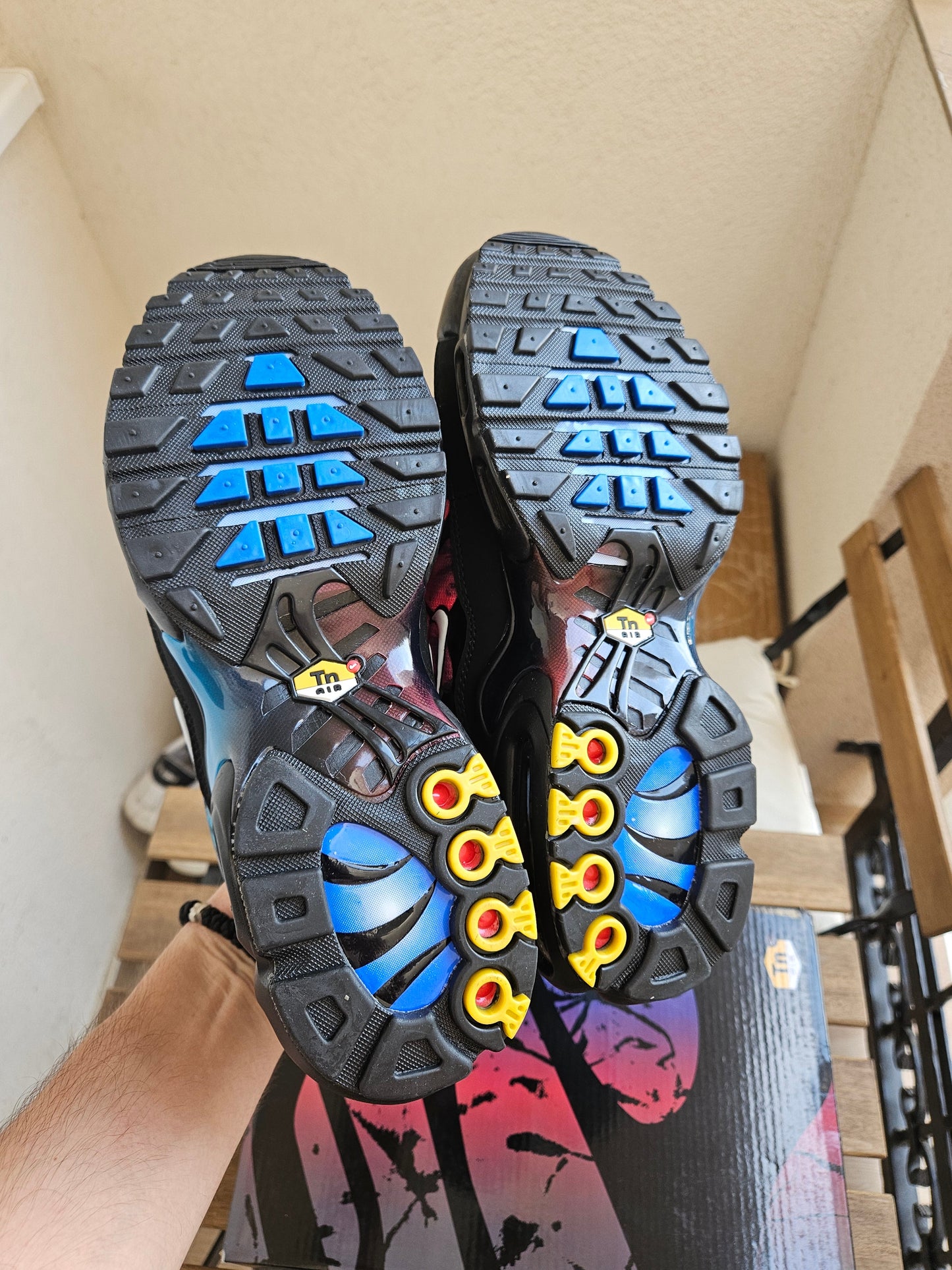 NIKE PATIKE TN 25th Anniversary